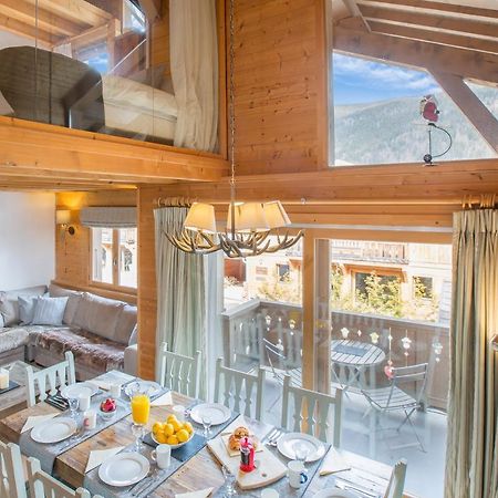 Chalet Muguet Gauche With Hot Tub Sleeps 10 Central Morzine Bagian luar foto