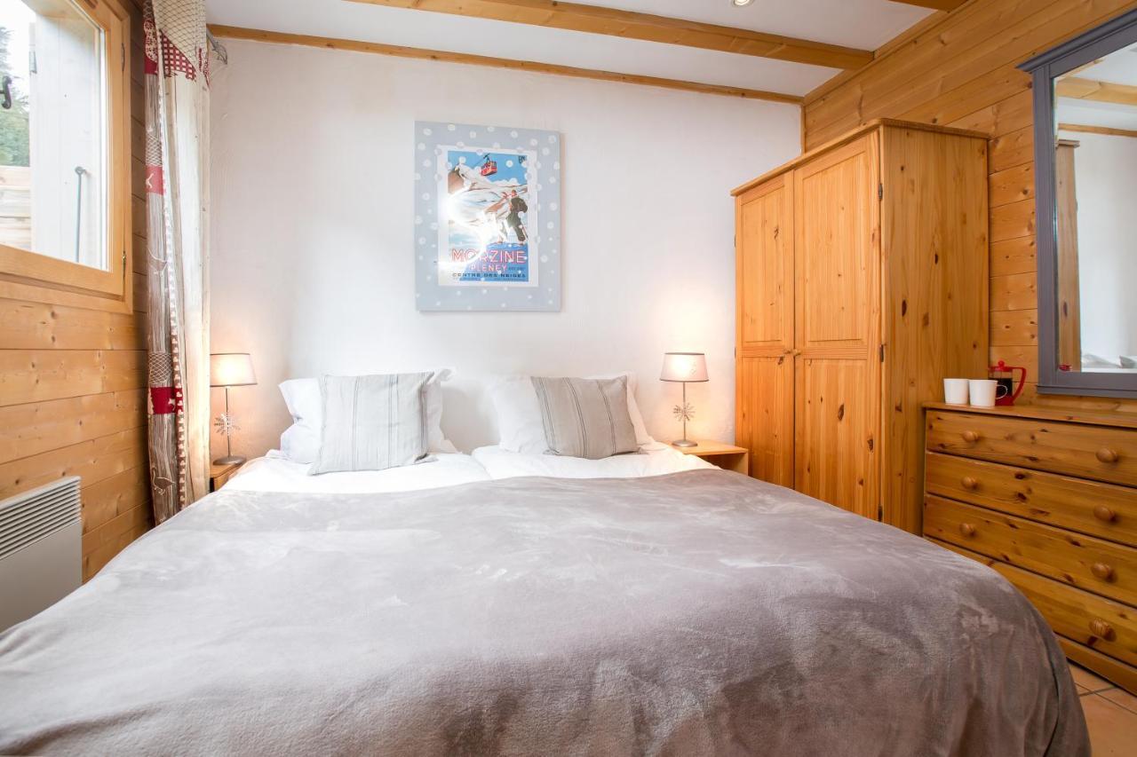 Chalet Muguet Gauche With Hot Tub Sleeps 10 Central Morzine Bagian luar foto