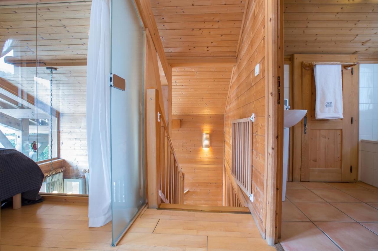 Chalet Muguet Gauche With Hot Tub Sleeps 10 Central Morzine Bagian luar foto