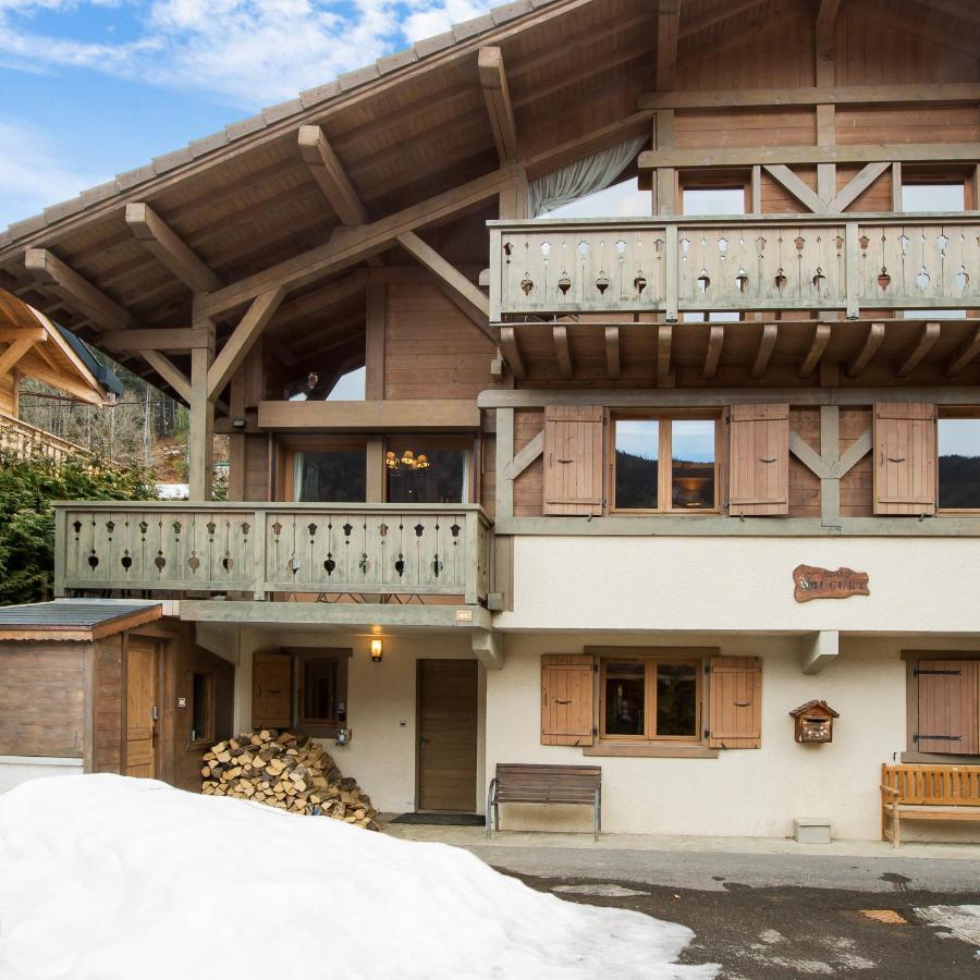 Chalet Muguet Gauche With Hot Tub Sleeps 10 Central Morzine Bagian luar foto